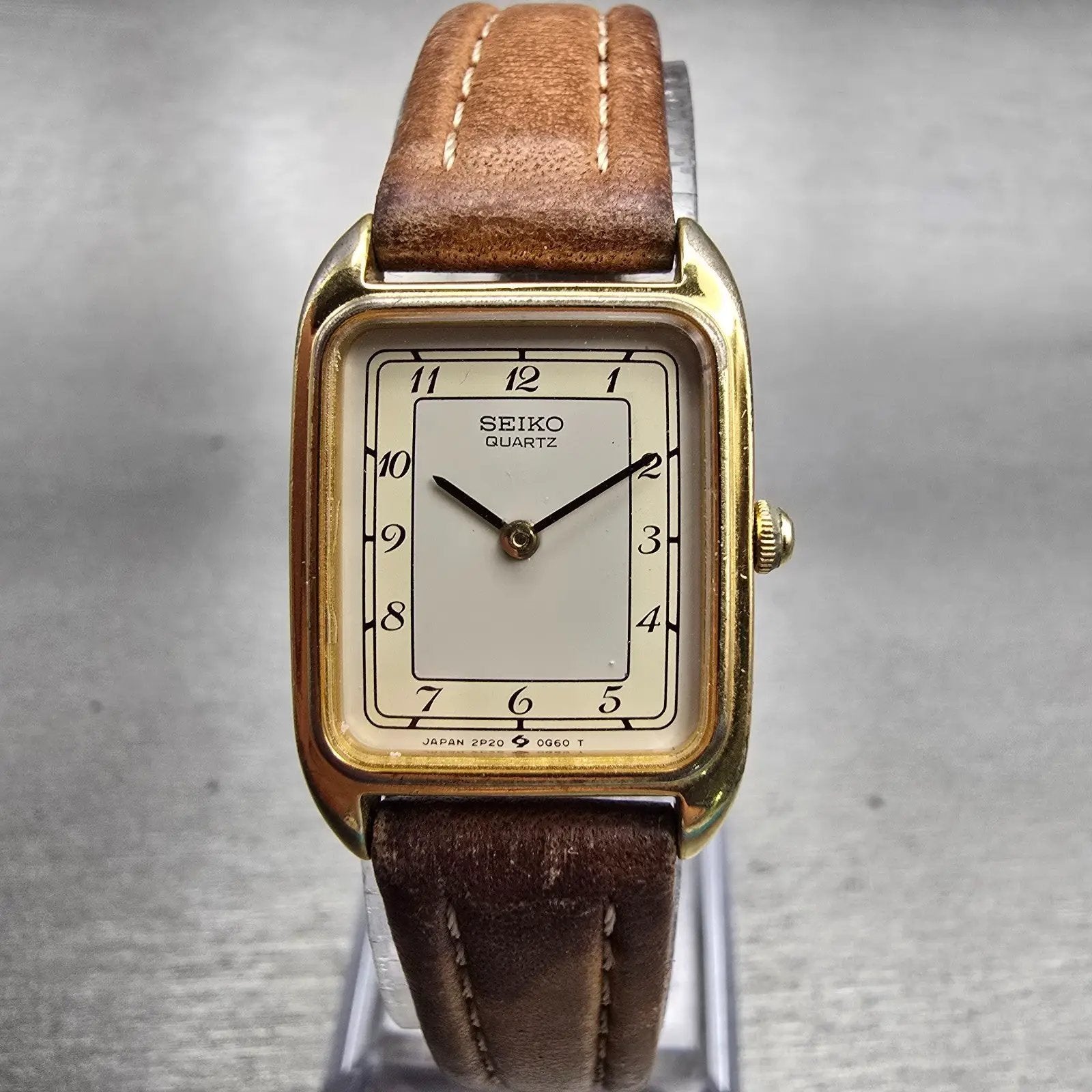 Seiko Tank Watch Women 19mm Gray Dial Gold Tone Rectangle 2P20-5E09 New Battery0