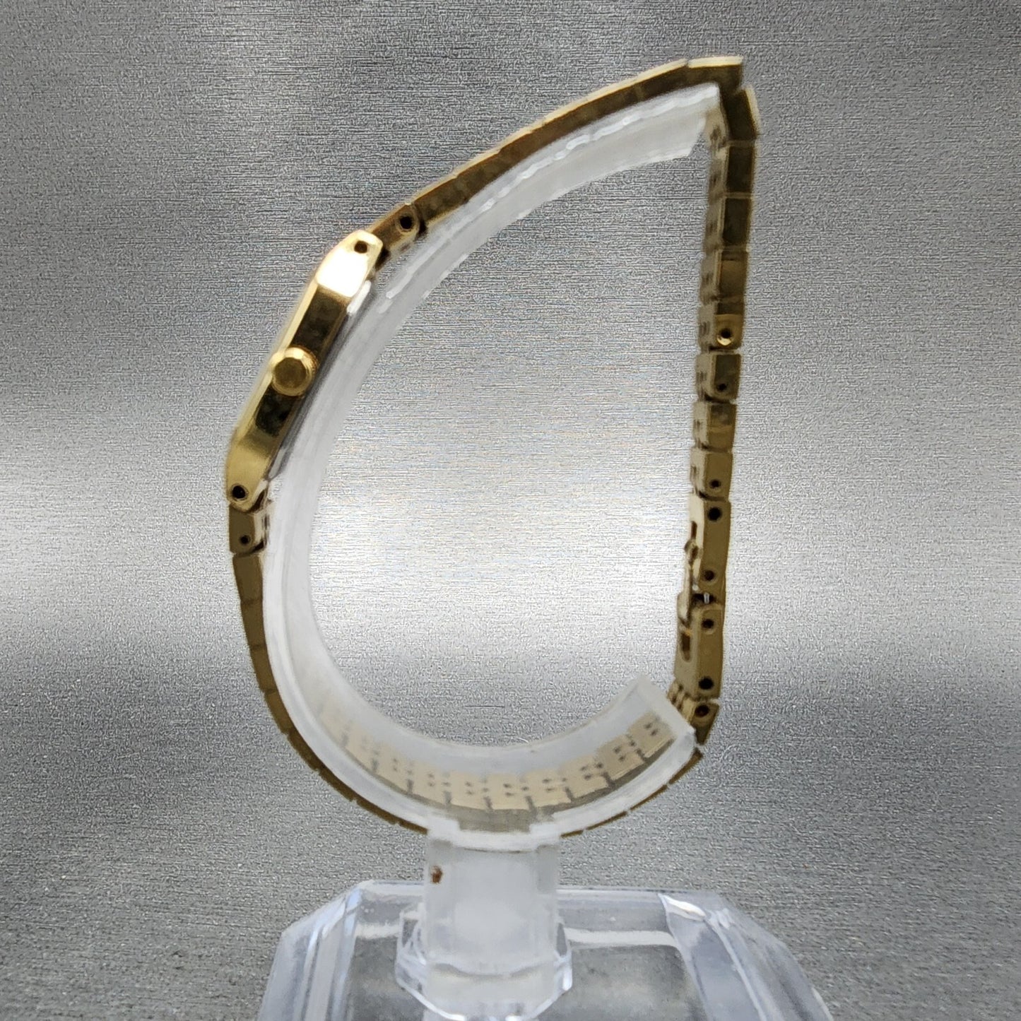 Seiko Watch Women 16mm Gold Dial Gold Tone Octagon 2C205209 New battery5