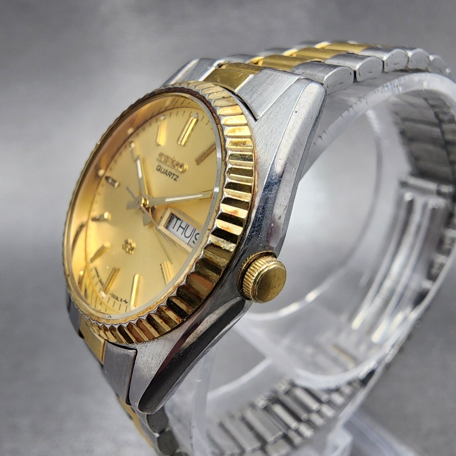 Seiko SQ Watch Women 24mm Gold Dial Two Tone Daydate Round 2A230030 New Battery2