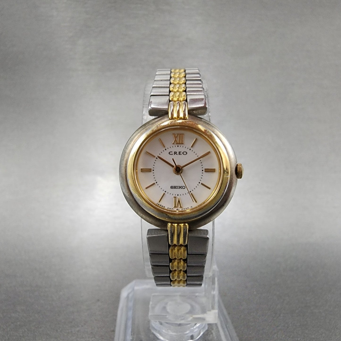 Seiko Creo Watch Women 23mm White Dial Two Tone 4n210140 New Battery5