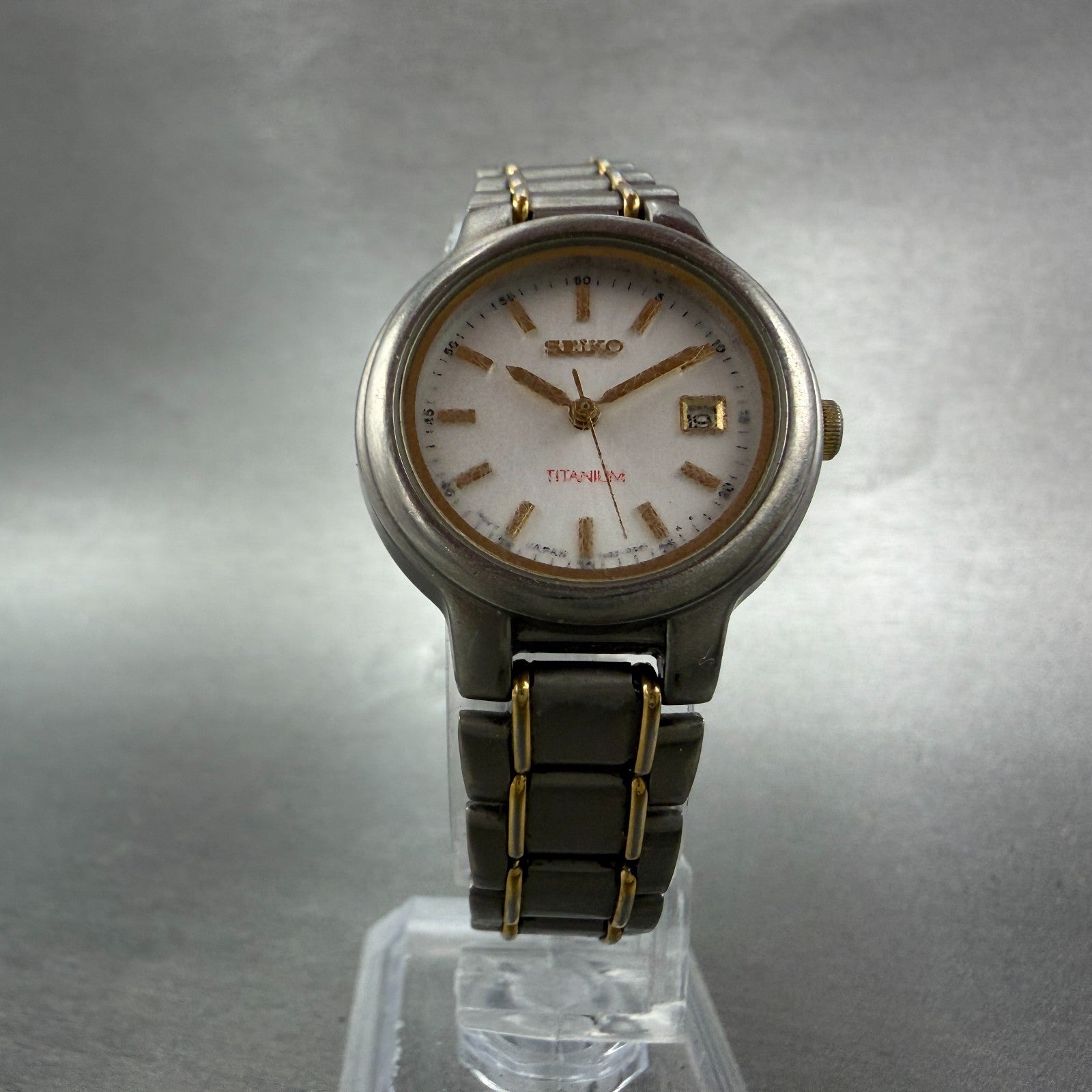 Seiko Watch Women 27mm Silver Dial Two Tone Titanium Date 7N82-0420 New Battery5