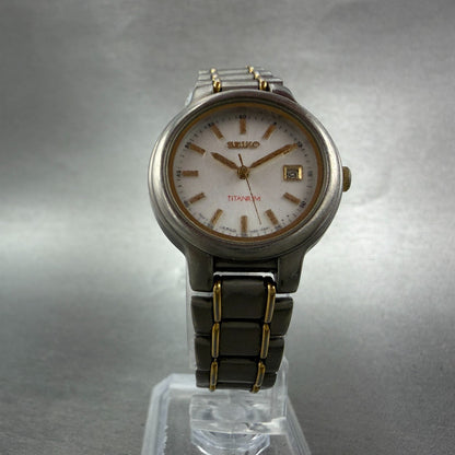 Seiko Watch Women 27mm Silver Dial Two Tone Titanium Date 7N82-0420 New Battery5