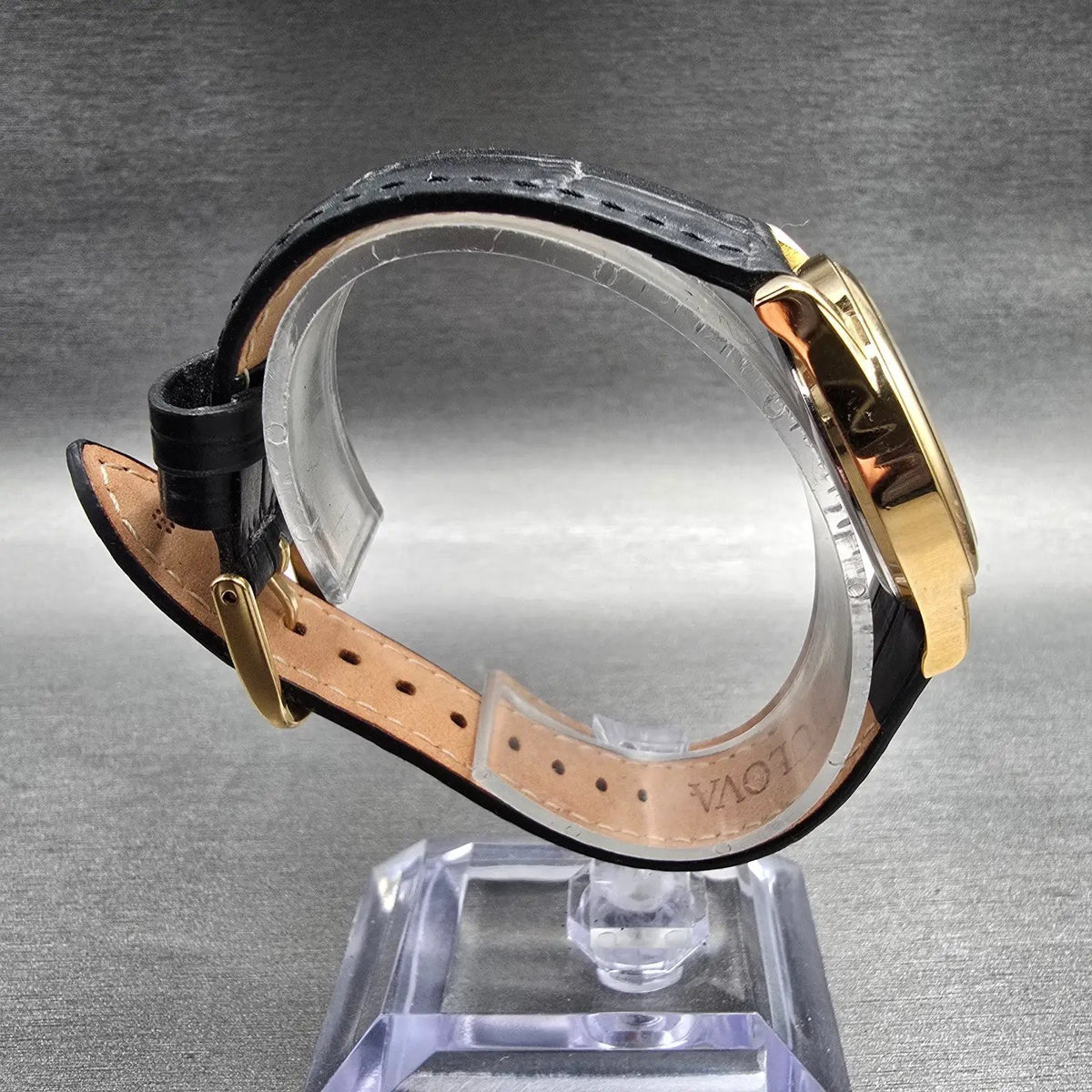 Bulova Watch Women 30mm Black Dial Gold Tone Diamond Accent Round 97Y01 New Batt8