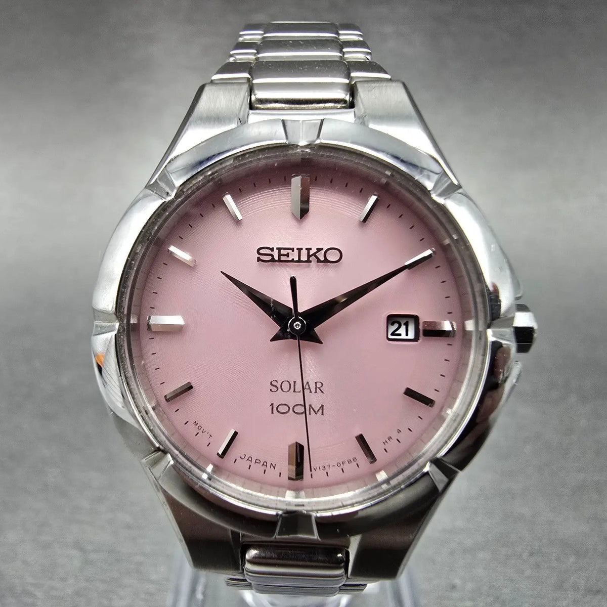 Seiko Solar Watch Women 27mm Pink Dial Silver Date Round V137-0CH0 Runs0