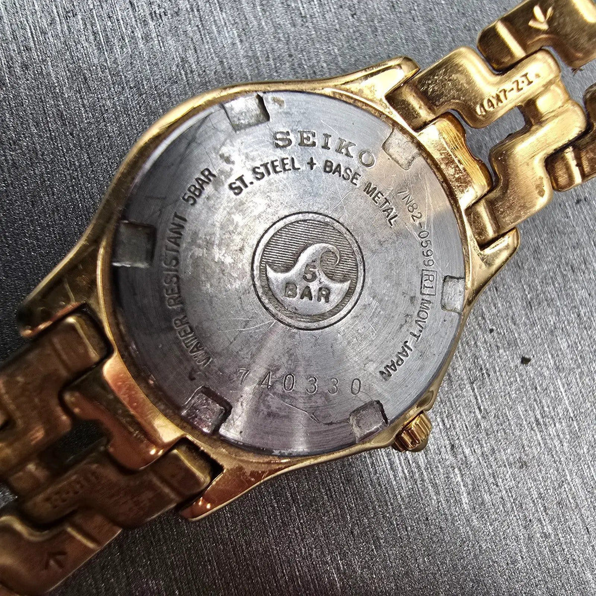 Seiko Watch Women 25mm Champagne Dial Gold Tone Date Round 7N82-0599 New Batt JP10