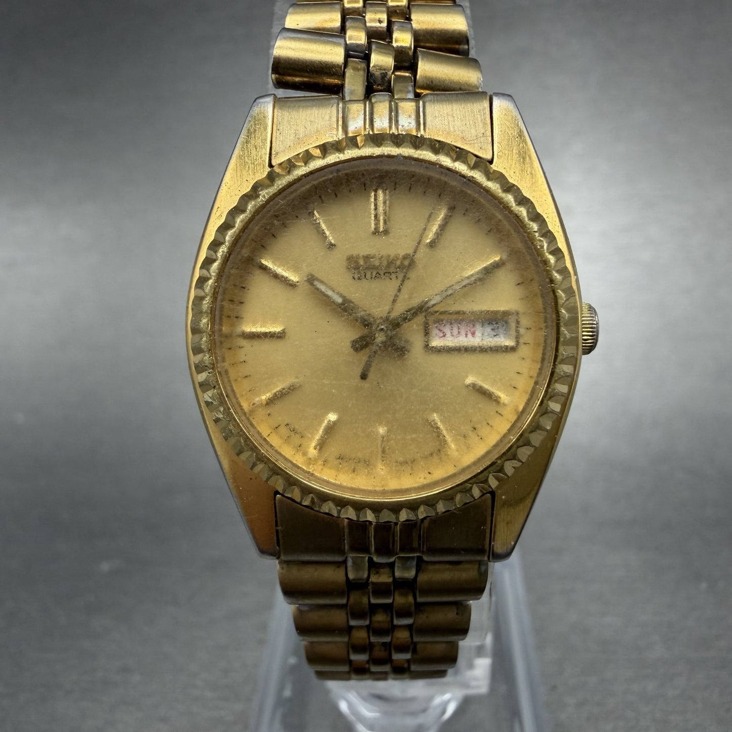 Seiko Watch Women 25mm Gold Dial Gold Tone Daydate Round 7N83-0041 New Battery7H0