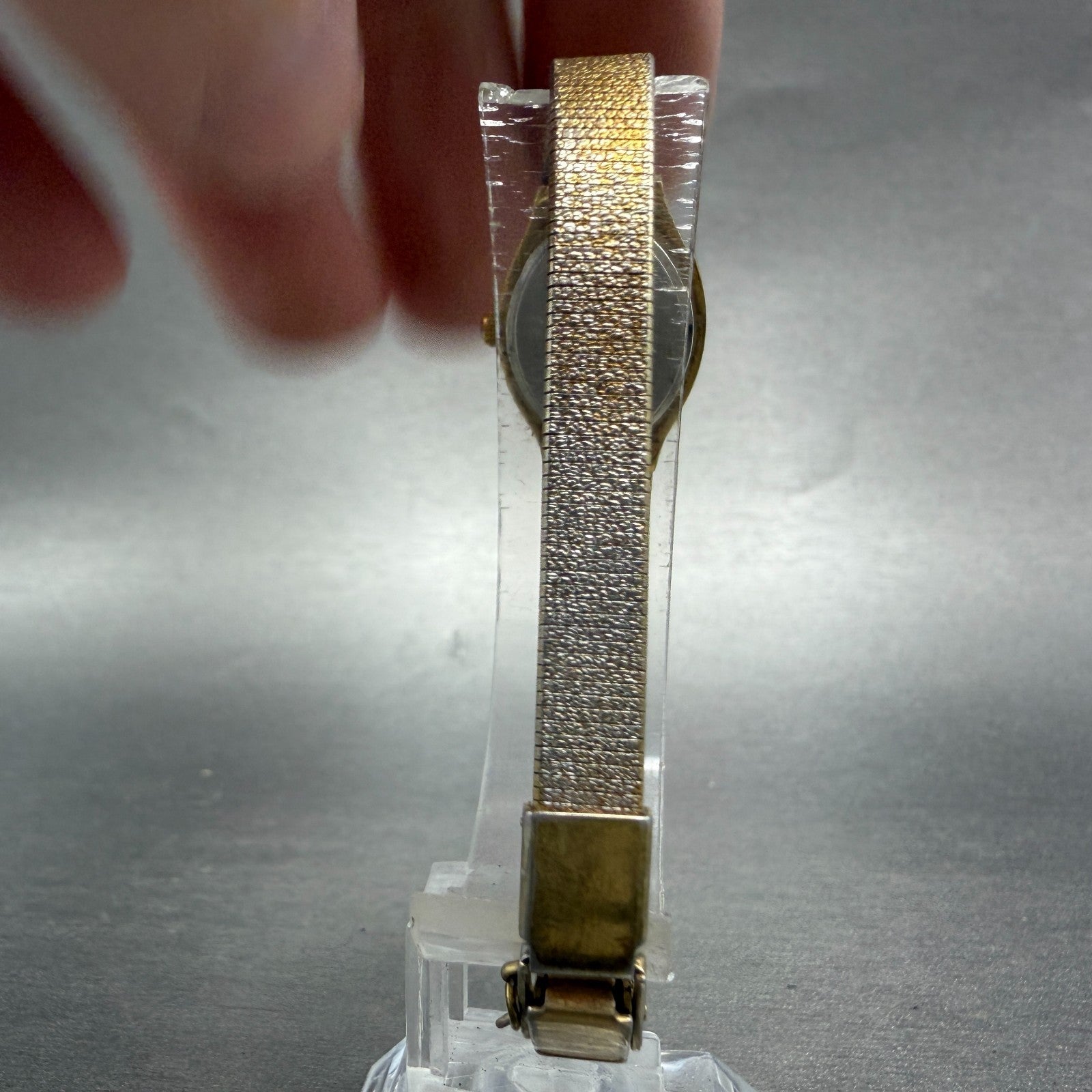 Bulova Watch Women 17mm Champagne Dial Gold Tone 83387 New Battery Diamond7