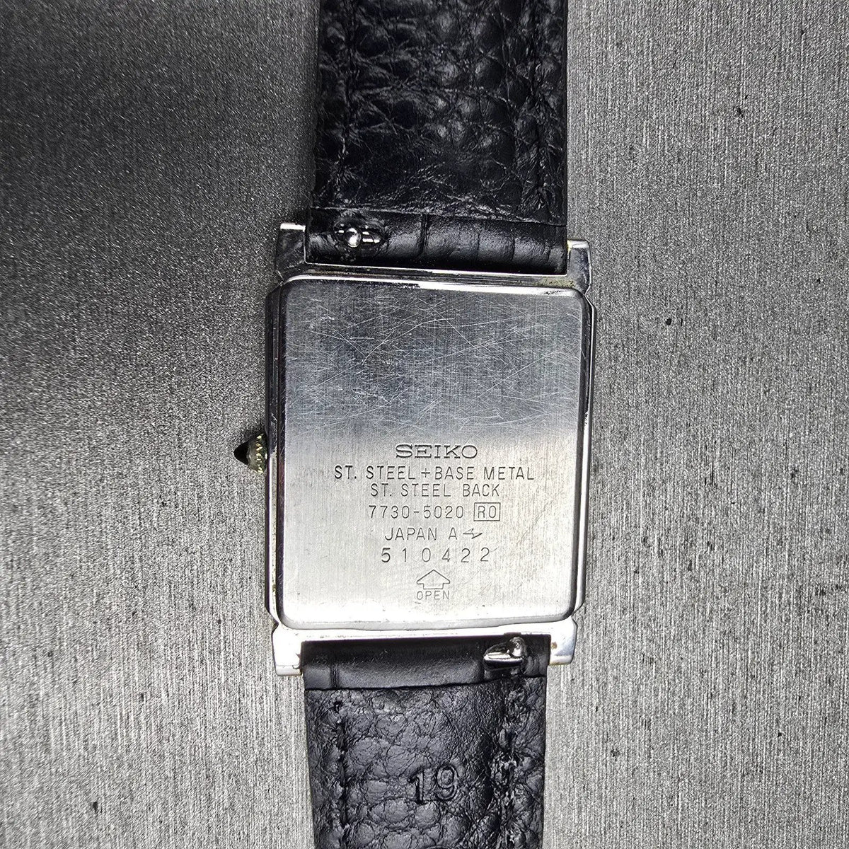 Seiko Dolce Tank Watch Men 27mm Champagne Dial Two Tone 7730-5020 New Batt JDM10