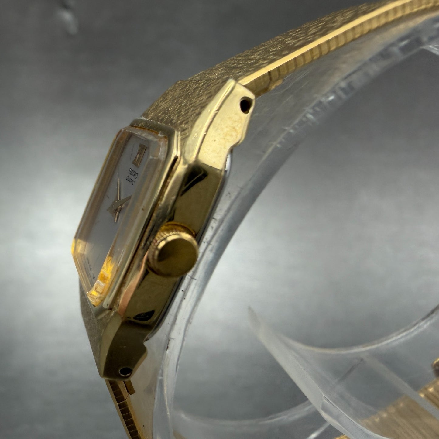 Seiko Watch Women 17mm Silver Dial Gold Tone Rectangle 2C20-5780 New Battery2