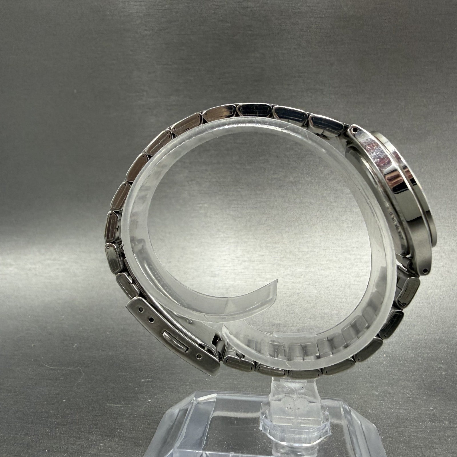 Seiko Watch Women 28mm Silver Dial Silver Tone Round Date 6N22-00D0 New Battery8
