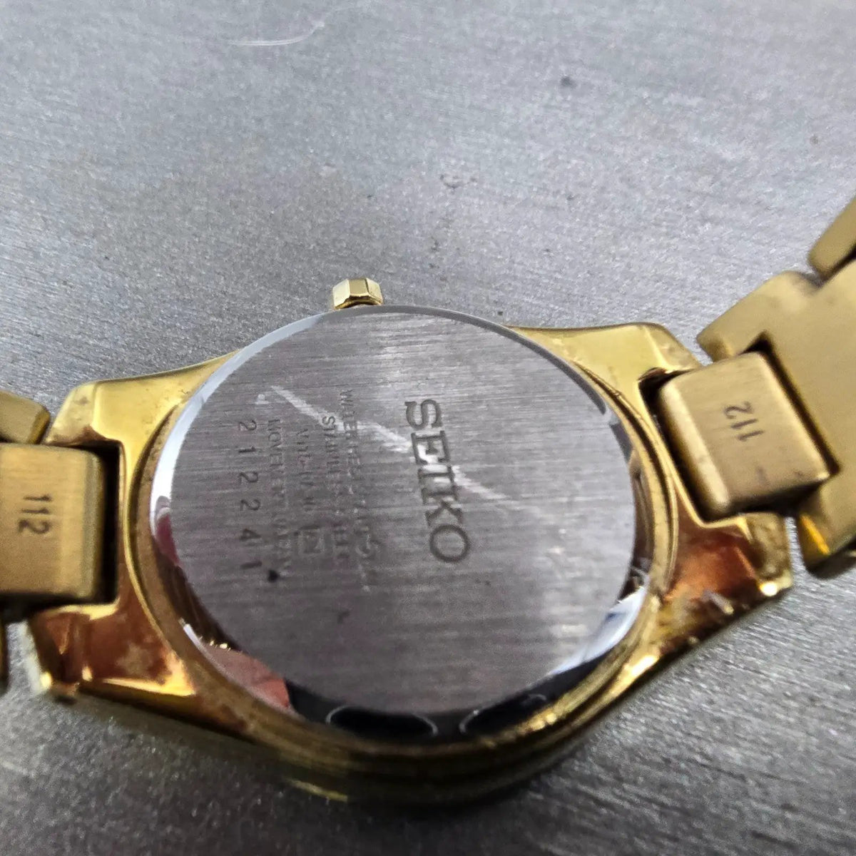 Seiko Solar Watch Women 26mm Black Dial Gold Tone Round V115-0AJ0 Works10
