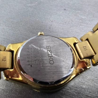 Seiko Solar Watch Women 26mm Black Dial Gold Tone Round V115-0AJ0 Works10