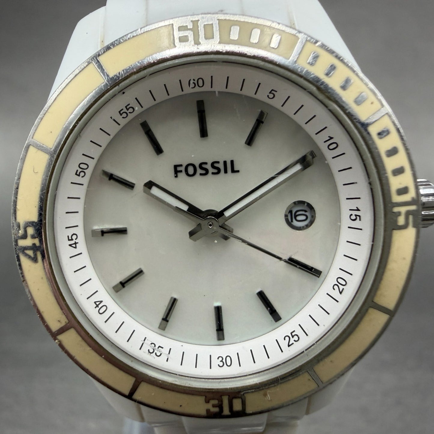 Fossil Stella Watch Women 31mm MOP Dial White Plastic Date Round ES-2544 NewBatt1