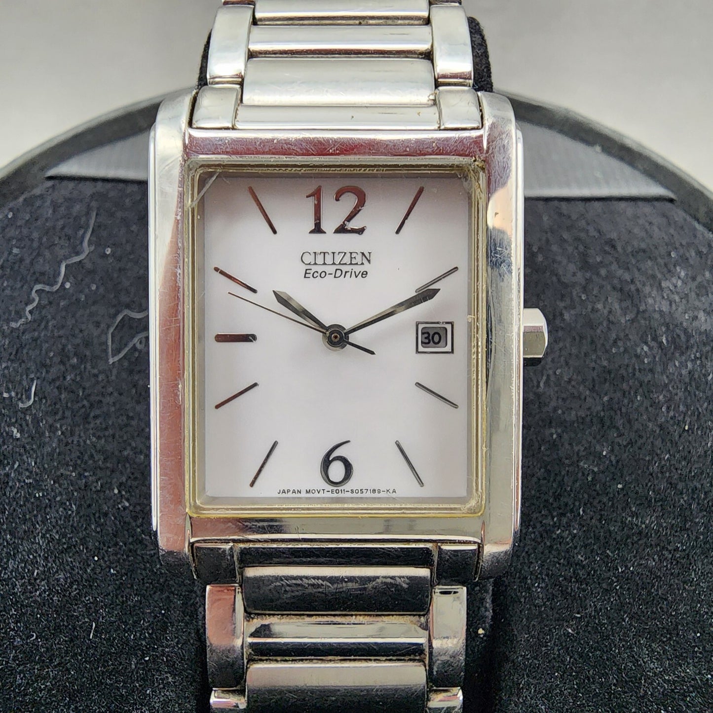 Citizen EcoDrive Tank Watch Women 26mm White Dial Silver Tone Date Runs1