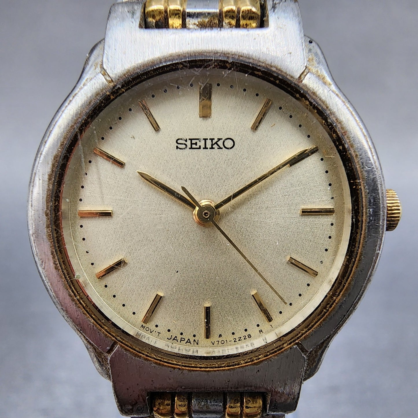 Seiko Watch Women 24mm Chamapge Dial Two Tone Round V7012b90 New Battery1
