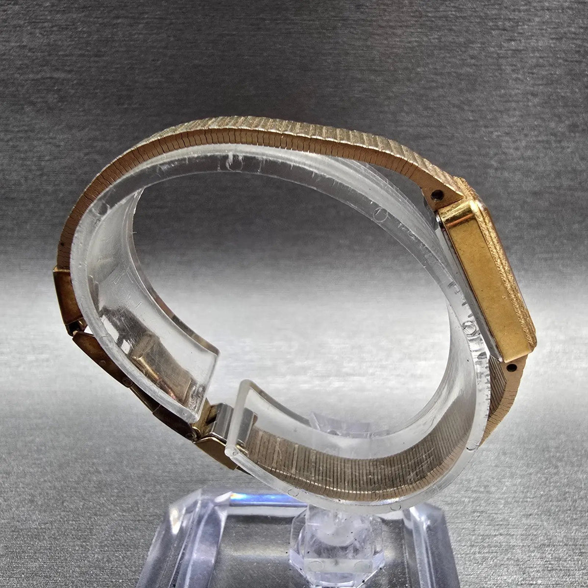 Seiko Watch Women 13mm Brown Dial Gold Tone Rectangle 1320-5299 New Battery8