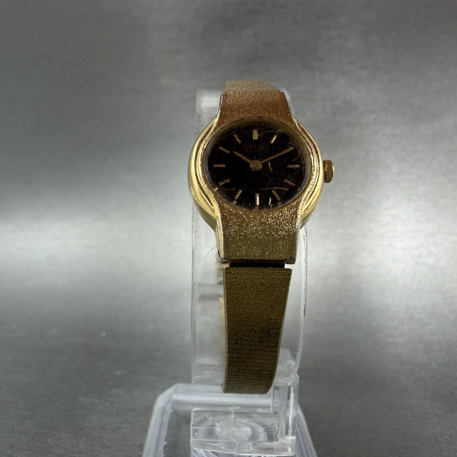 Seiko Watch Women 18mm Black Dial Gold Tone Round 1N00-0H59 New Battery5