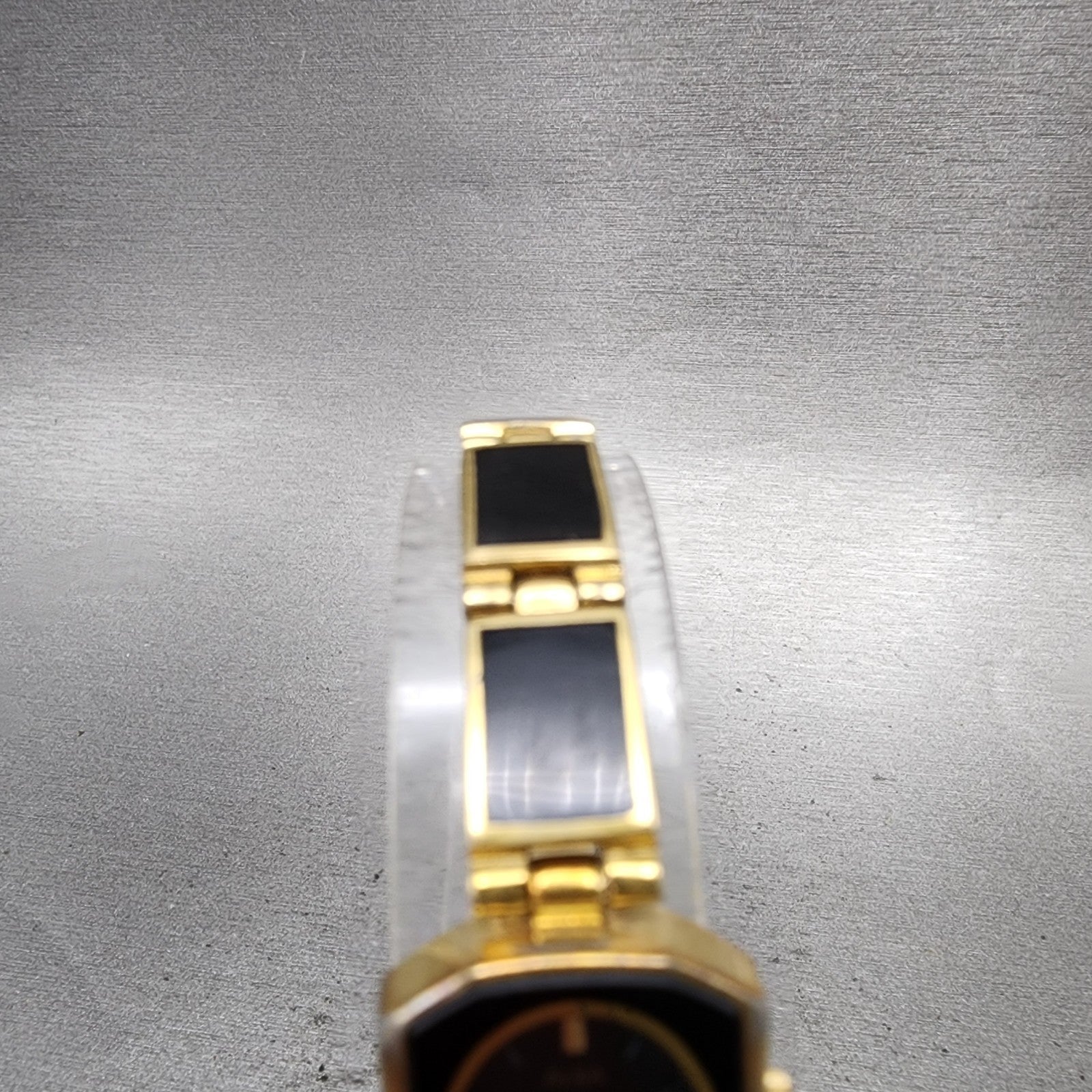 Seiko Alba Watch Women 16mm Black Dial Black & Gold Tone V2325780 New Battery4