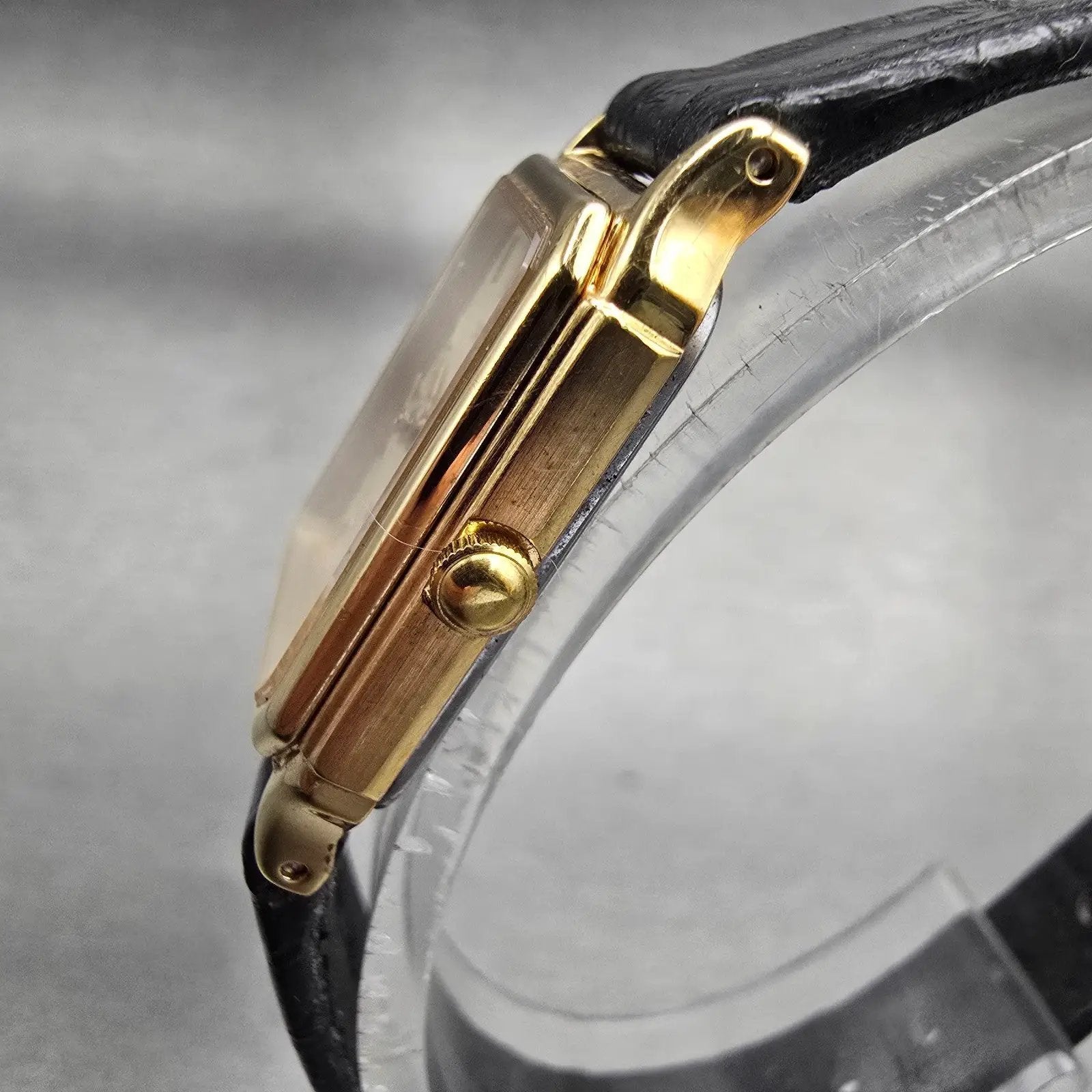 Seiko Spirit Tank Watch Women 20mm Gold Dial Gold Rectangle 1F21-5B40 New Batt2