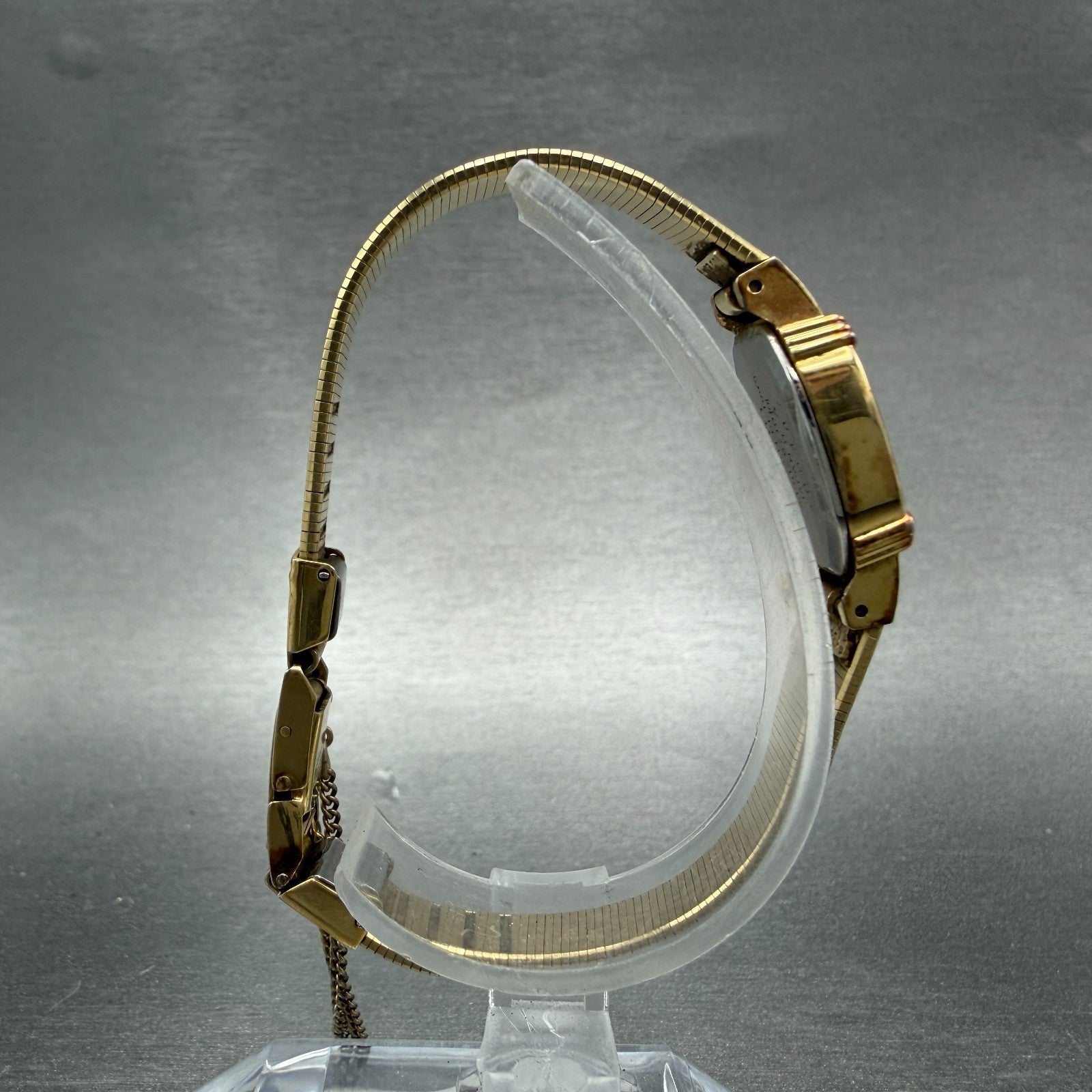 Seiko Watch Women 18mm Champagne Dial Gold Tone Square 2320-6710 New Battery8