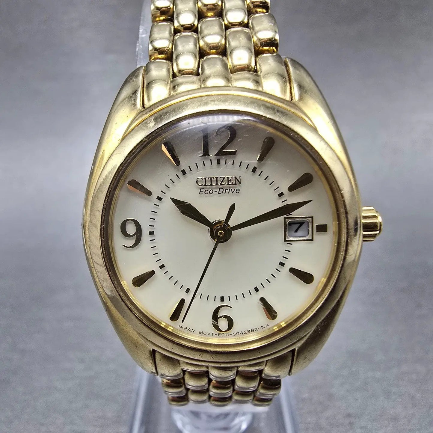 Citizen Eco-Drive Paladion Watch Women 28mm Cream Dial Gold Tone Date Runs0