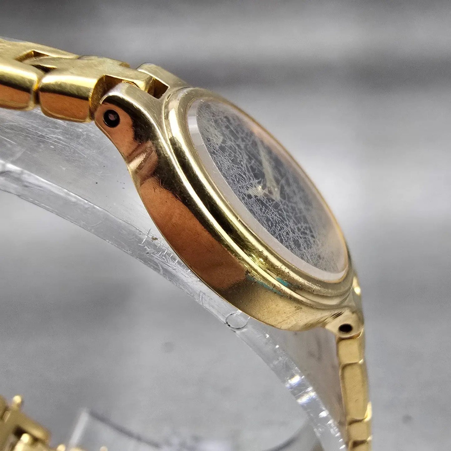 Seiko Watch Women 18mm Black Dial Gold Tone Oval 2Y00-5A90 New Battery Vintage3