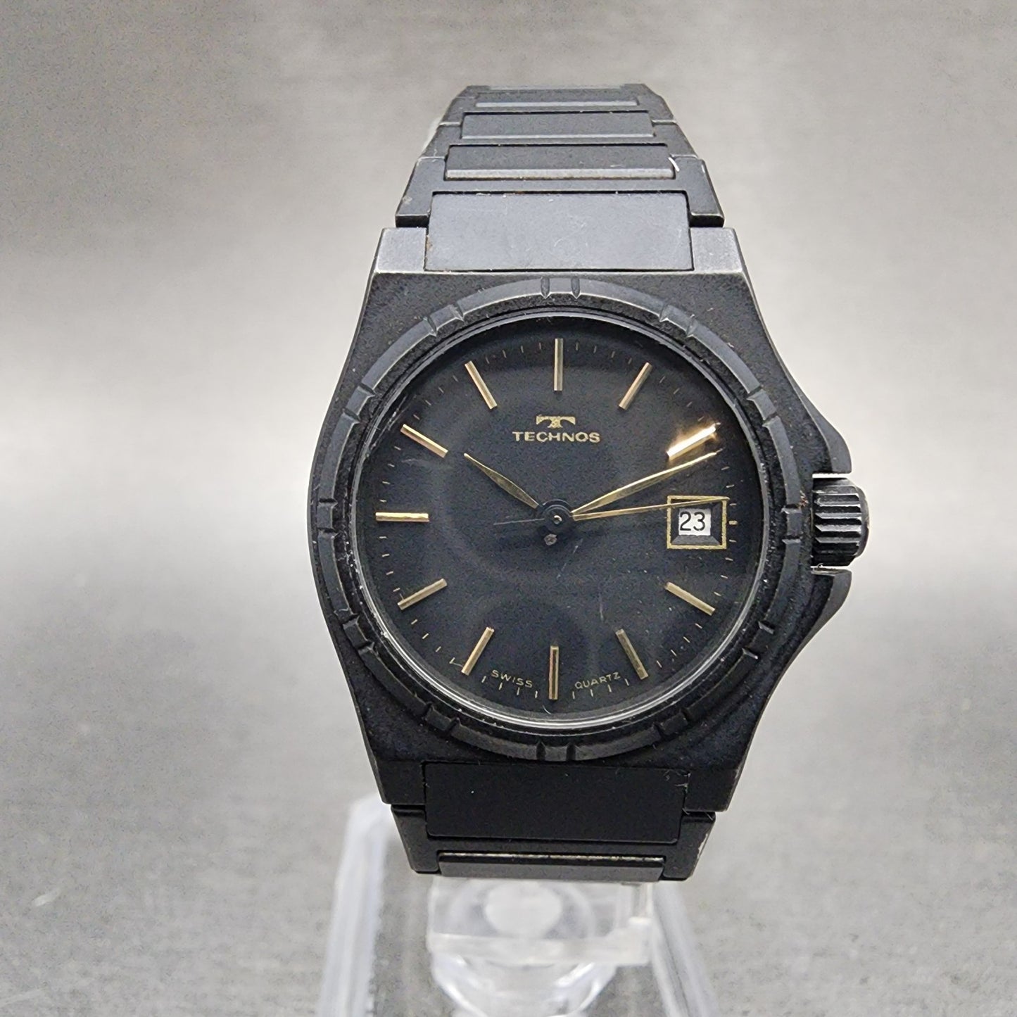 Technos Watch Women 26mm Black Dial Black Tone Date Round 1043 New Battery0