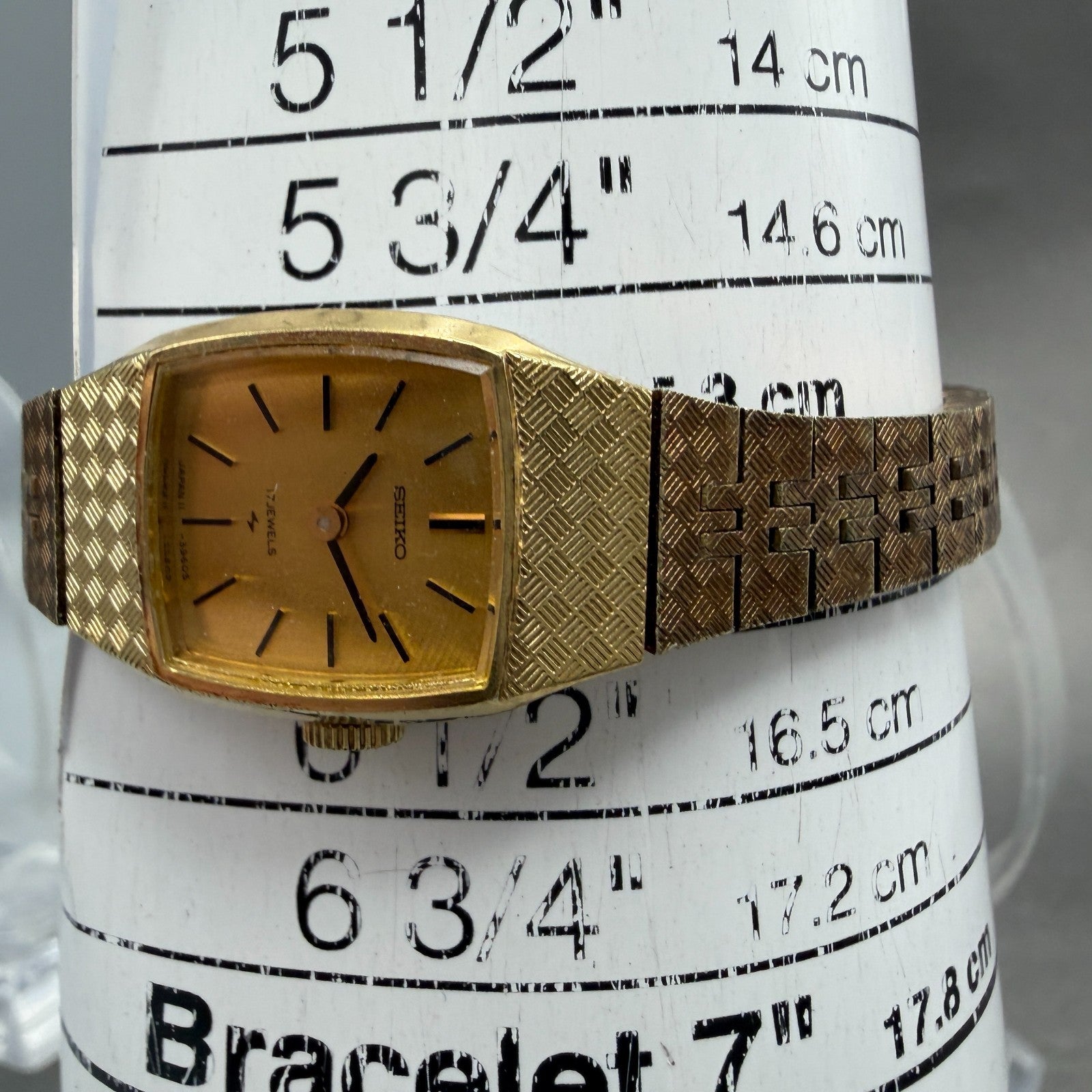 Seiko Tank Watch Women 17mm Champagne Dial Gold Tone Manual 11-4210 Runs Vintage10