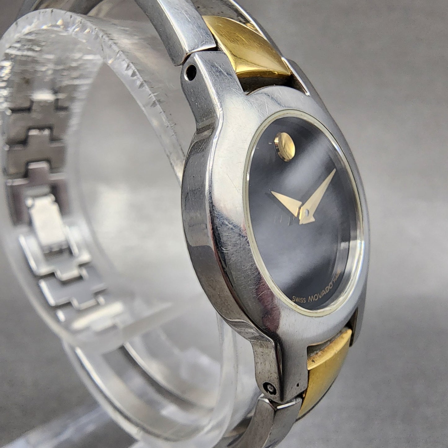Movado Amorosa Watch Women 24mm Black Dial Two Tone Round 81 E4 1842 New Battery3