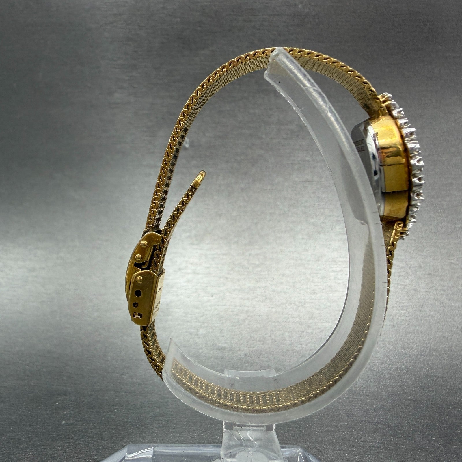 Armitron Deauville Watch Women 14mm Champagne Dial Gold Tone Oval PARTS9
