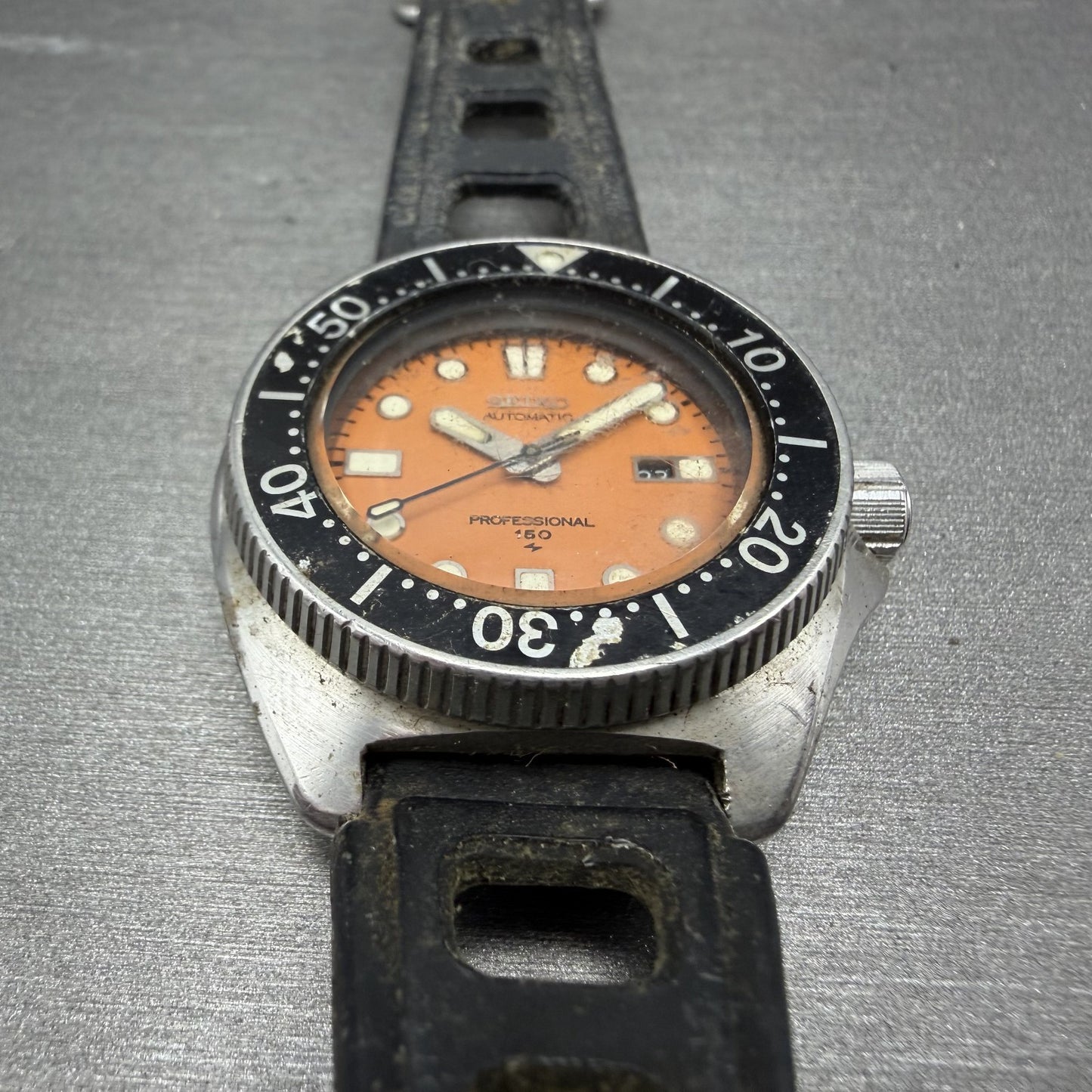 Seiko Professional Dive Watch Women 35mm Orange Dial Steel Date Automatic PARTS3
