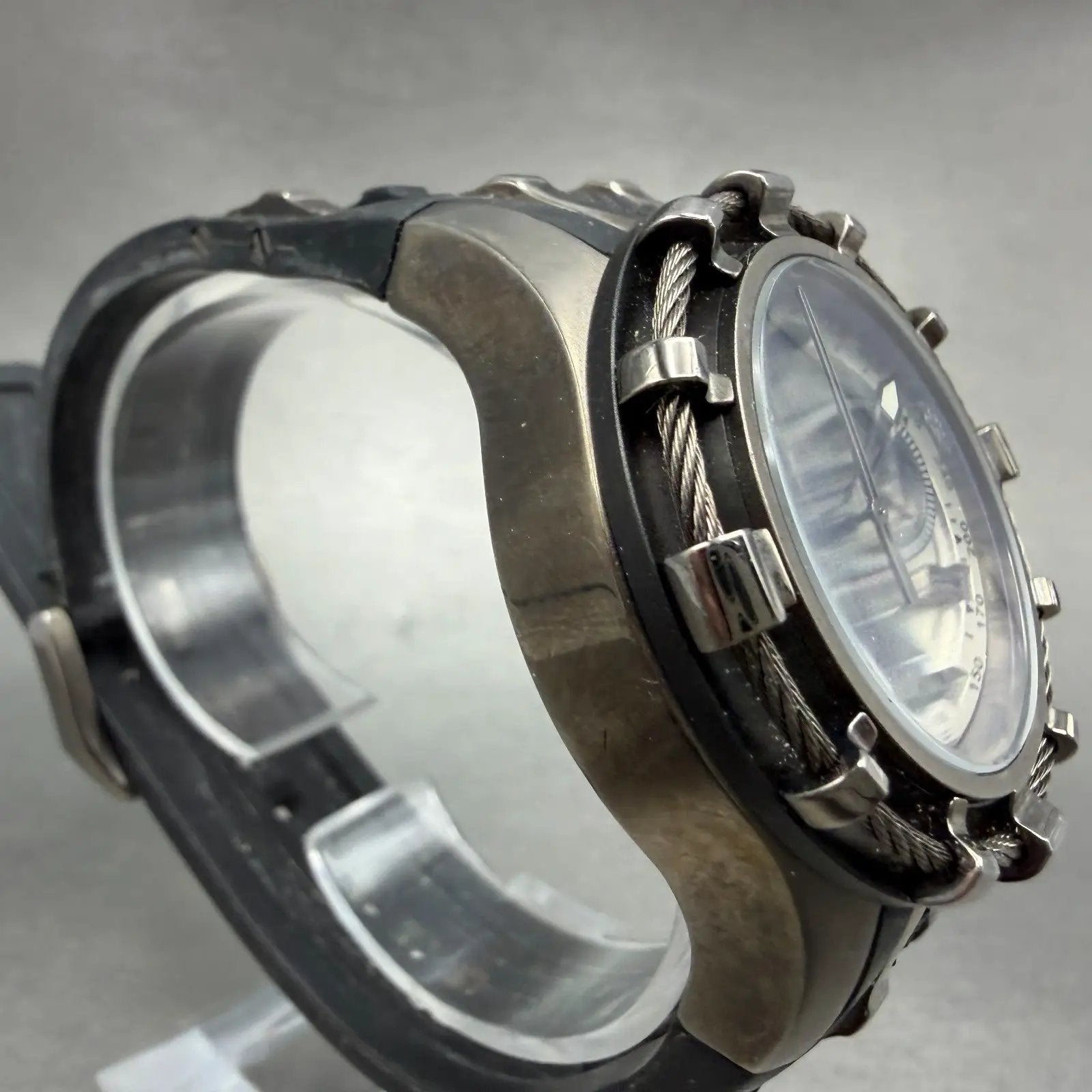 Invicta Reserve Bolt Chrono Watch Women 40mm Silver Dial Black Date 0201 Newbatt3