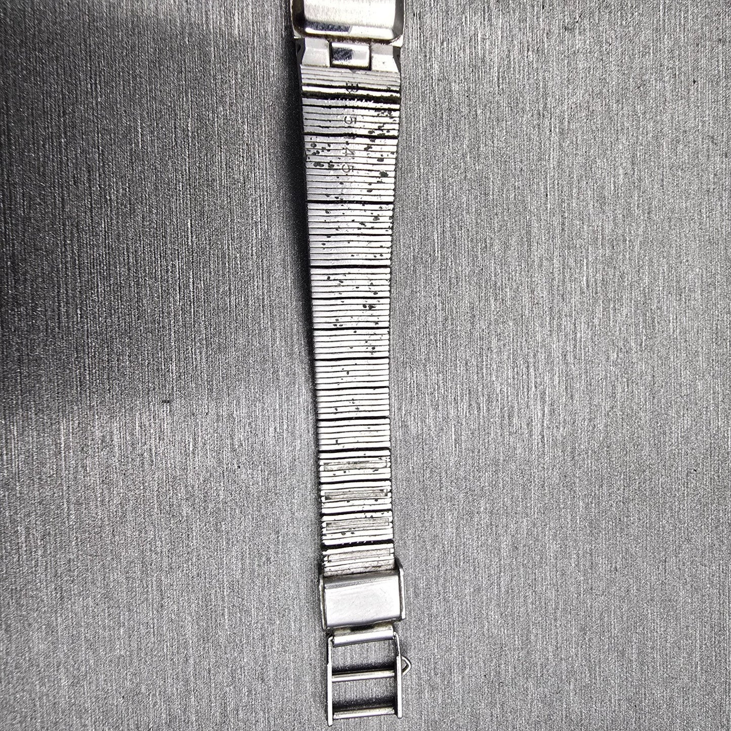 Seiko Watch Women 12mm Silver Dial Silver Tone Rectangle 2E20-5029 New Battery12