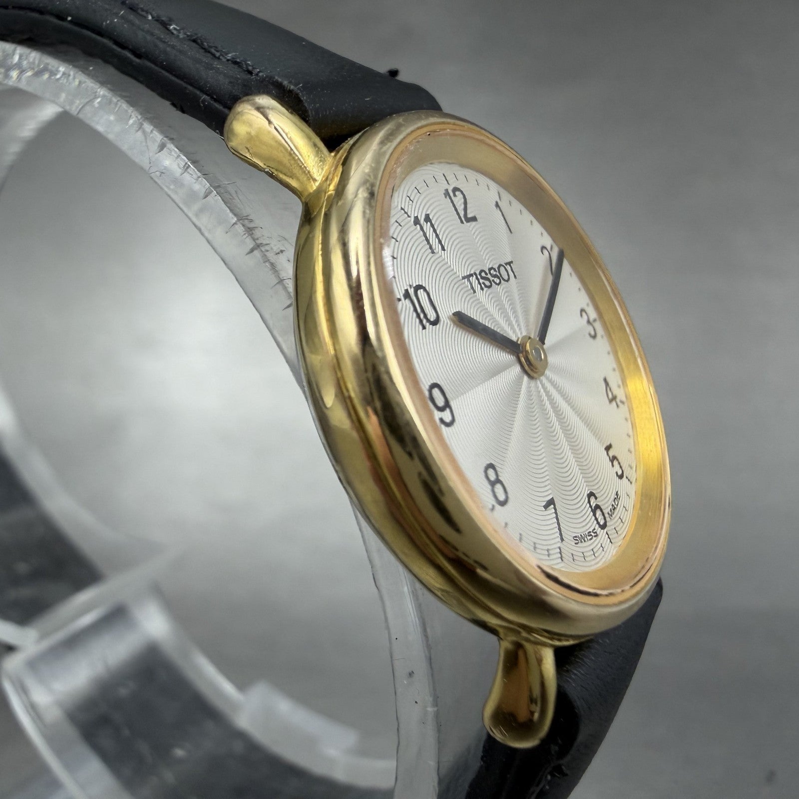 Tissot Watch Women 24mm White Dial Gold Tone Round Leather Band T852K New Batt3