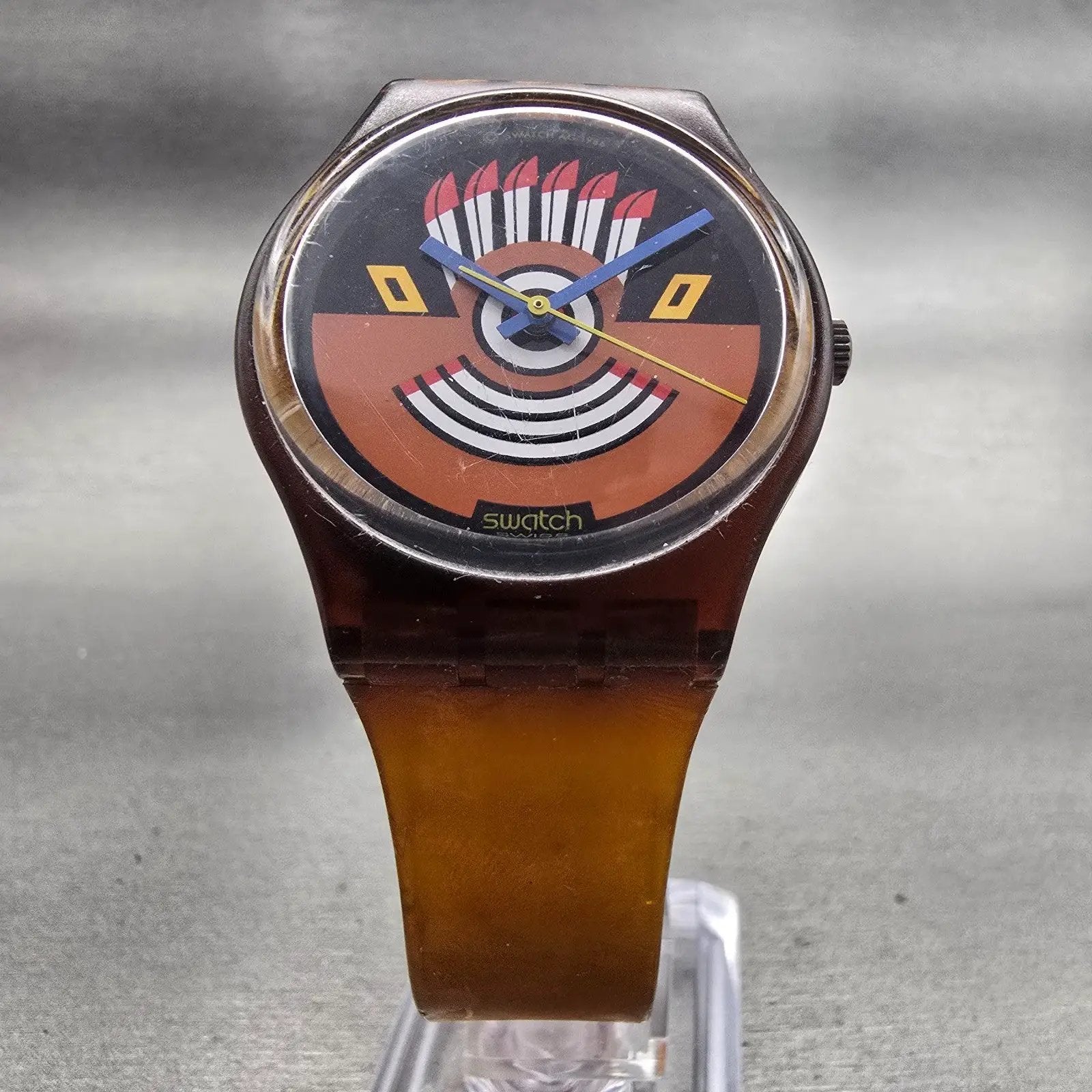 Swatch Gent RUFFLED FEATHERS Watch Men Brown Dial Brown Tone GF100 New Battery G5