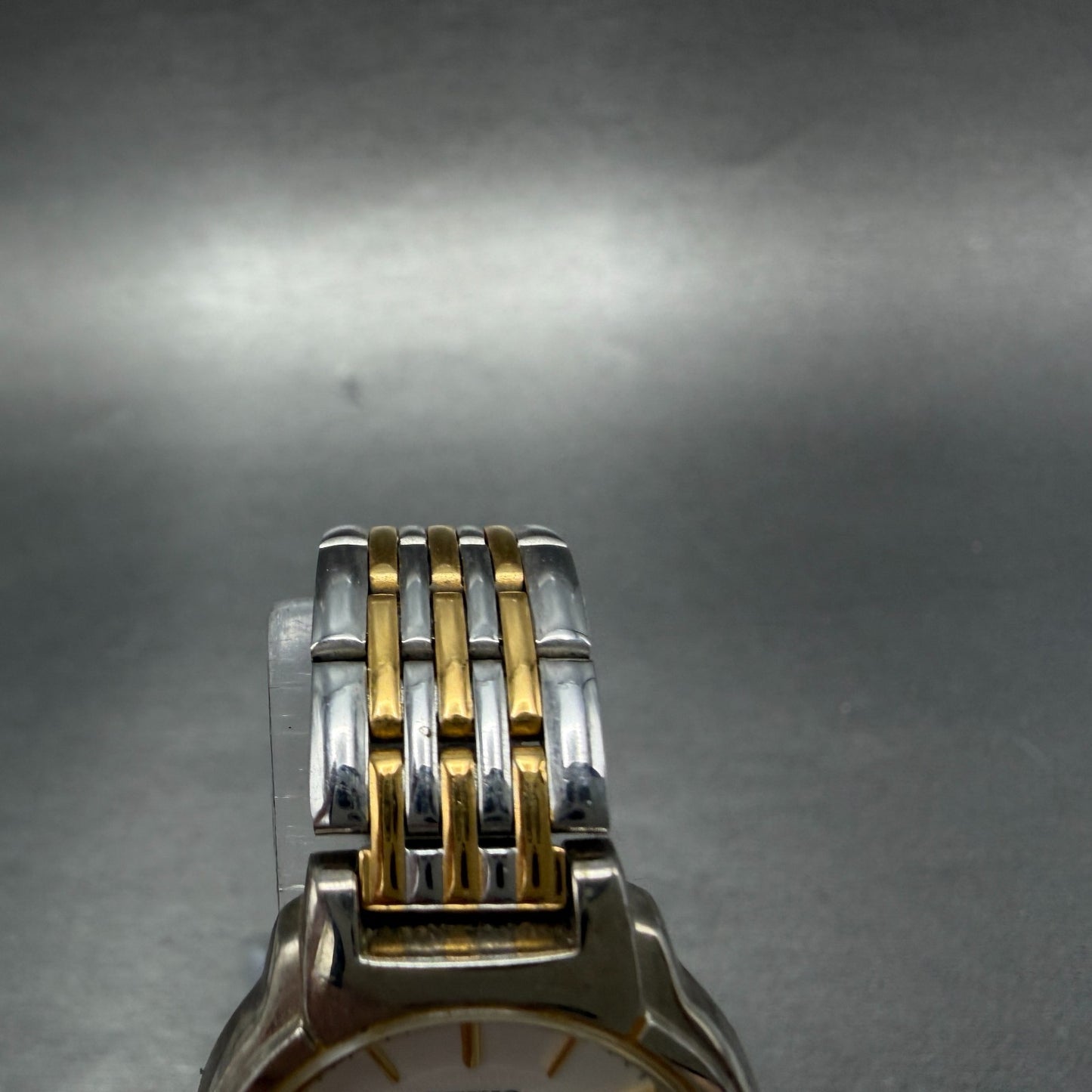 Seiko Watch Women 24mm Silver Dial Two Tone Round V701-2C10 New Battery4