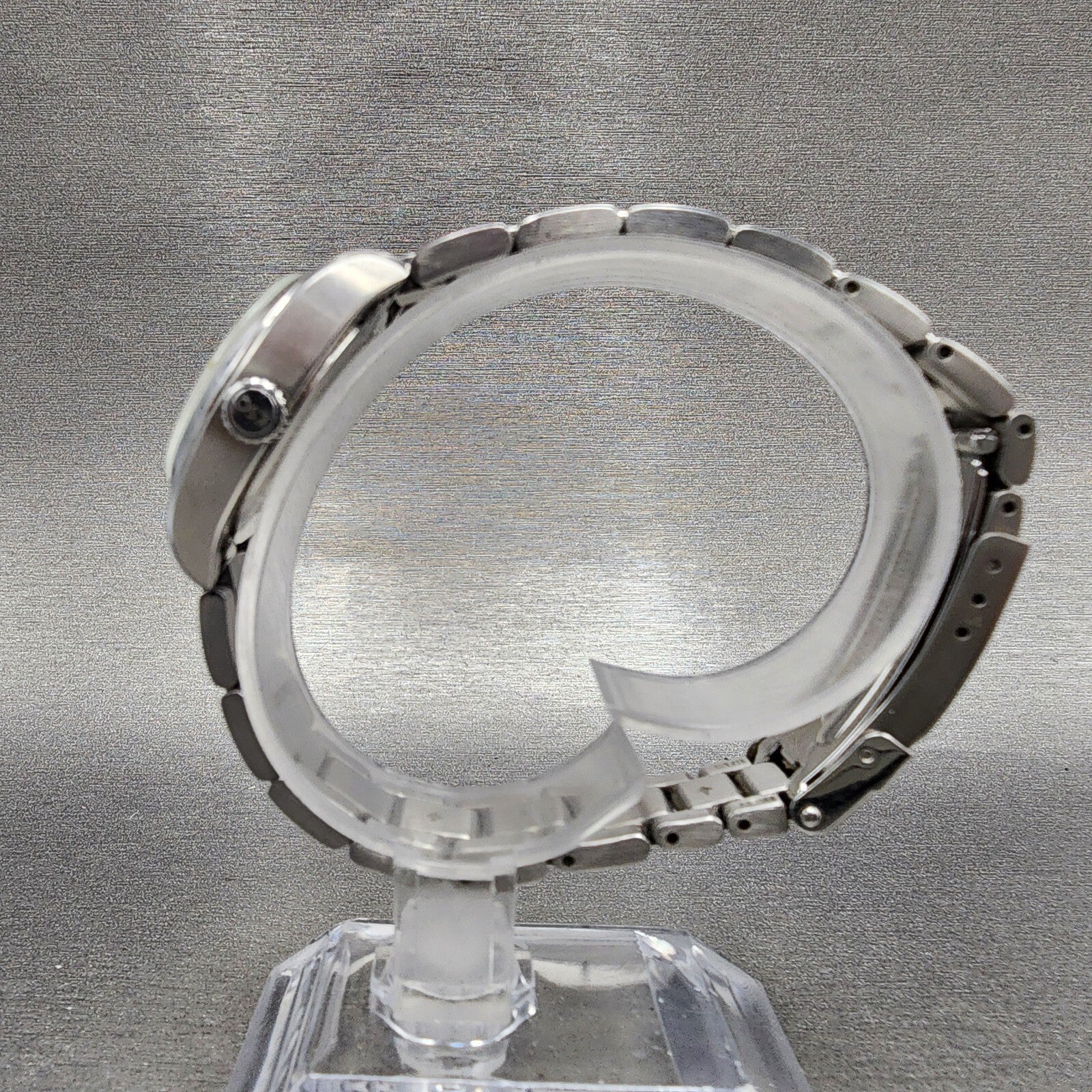 ESQ Watch Women 27mm Silver Dial Stainless Steel Date Round New Batt8