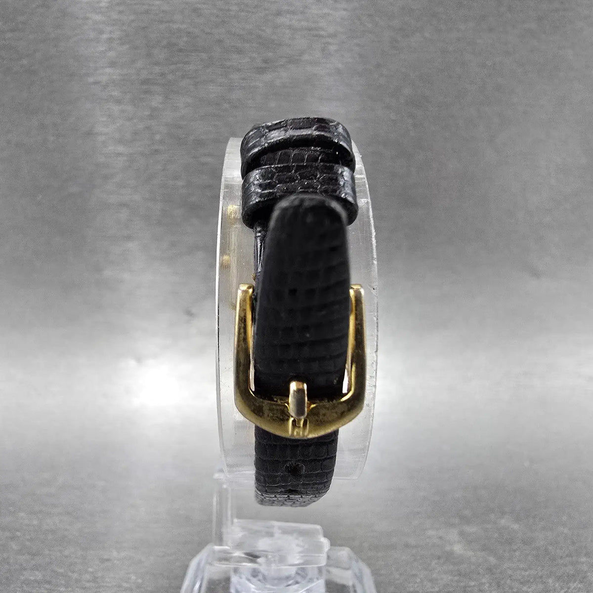 Seiko Tank Watch Women 17mm White Dial Gold Tone Rectangle 2C20-5019 New Batt 897