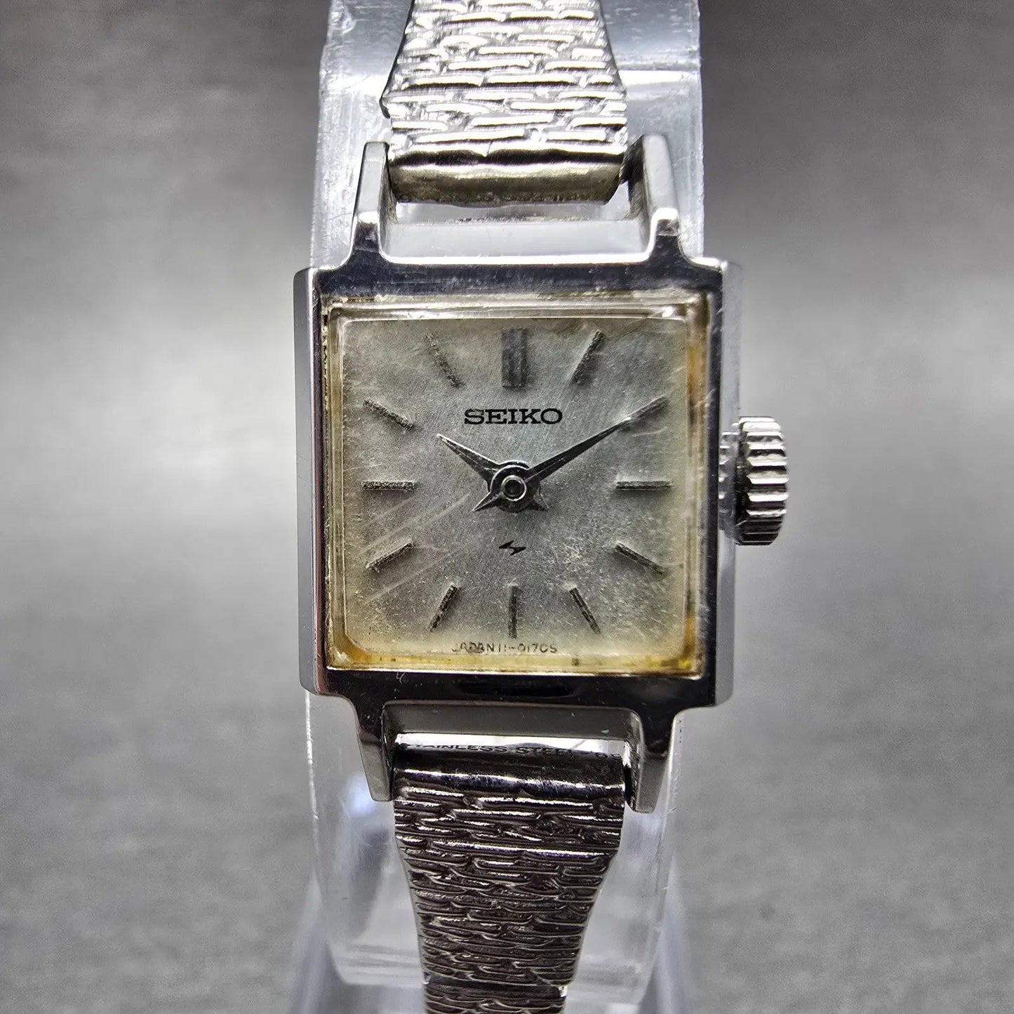 Seiko Watch Women 15mm Silver Dial Silver Tone Rectangle 11-3069 Vintage Works0