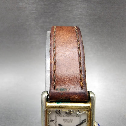 Seiko Tank Watch Women 17mm White Dial Gold Tone Rectangle READ!!!!! New Battery