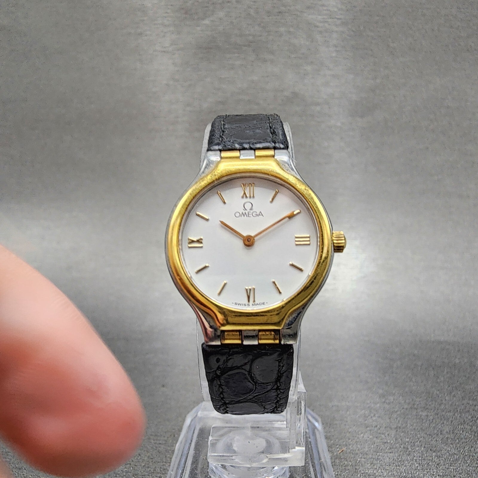 Omega De Ville Watch Women 23mm White Dial Two Tone Leather Round New Battery5