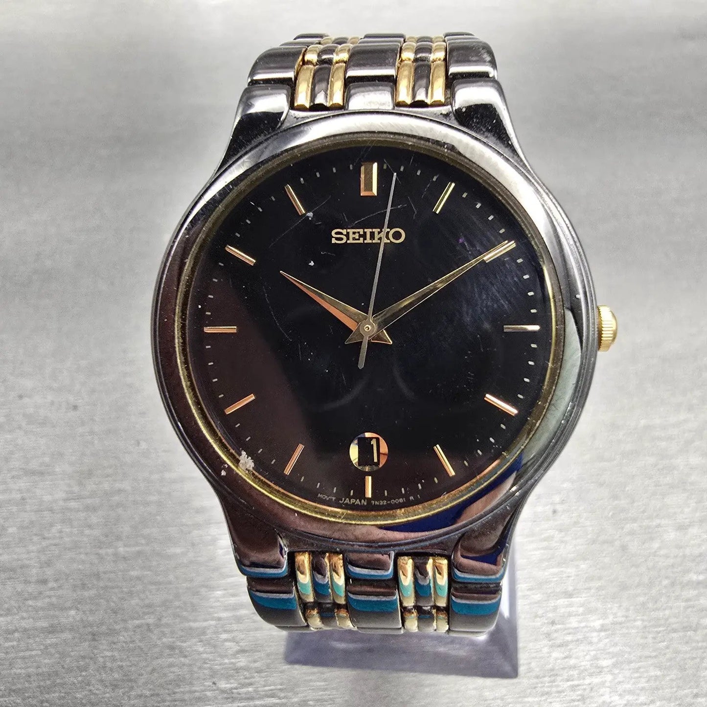 Seiko Watch Men 34mm Black Dial Two Tone Date Round 7N32-0059 New Battery VTG0