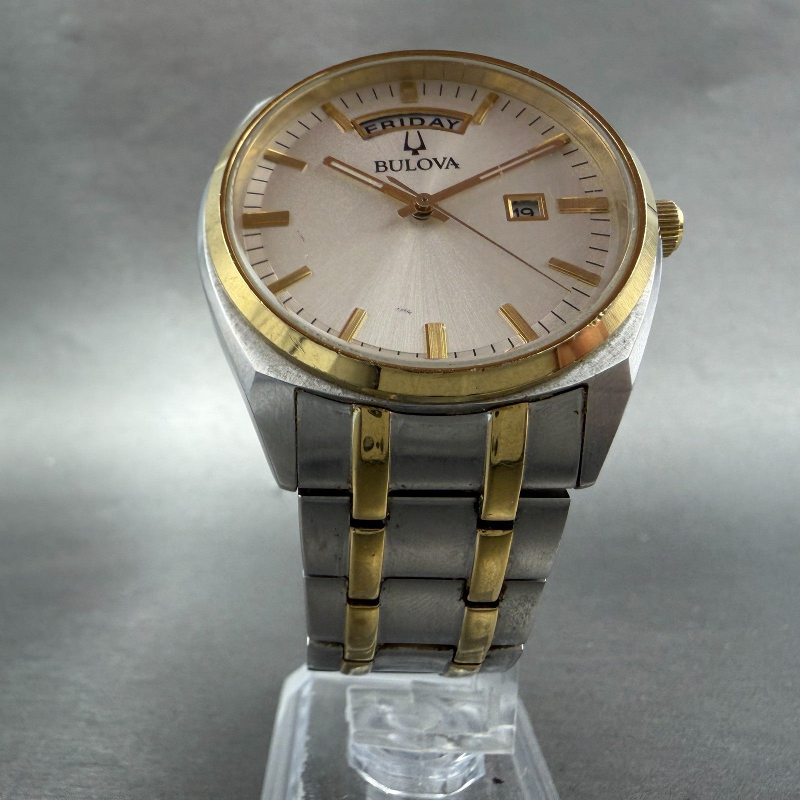 Bulova Watch Men 39mm Silver Dial Two Tone Daydate Round 98C127 New Battery5
