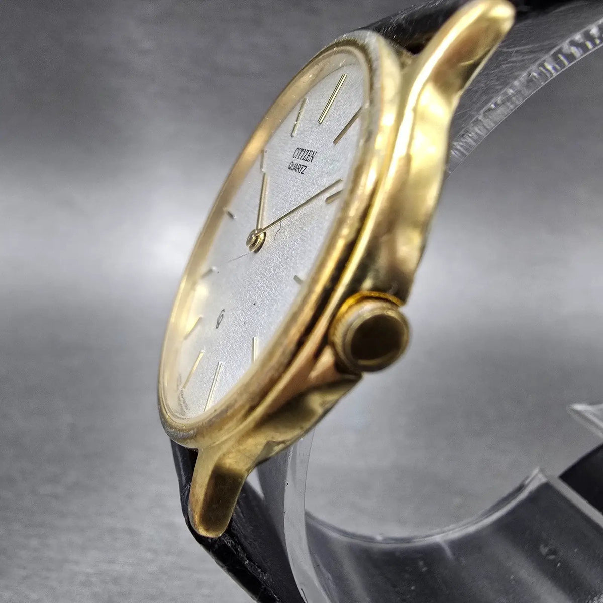 Citizen CQ Watch Men 32mm White Dial Gold Tone Round 6020-Y51064 JP VTG PARTS3
