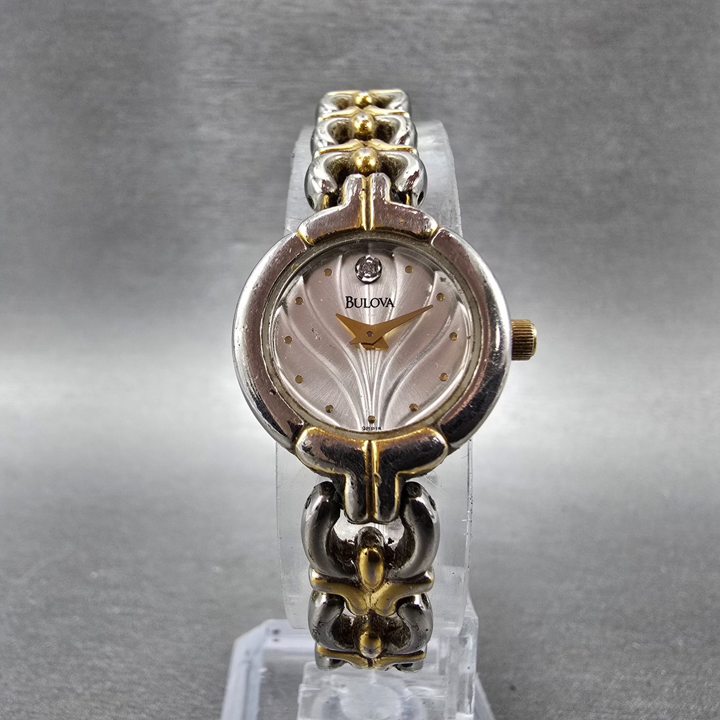 Bulova Watch Women 20mm Silver Dial Two Tone Round 98P15 New Battery Diamond5