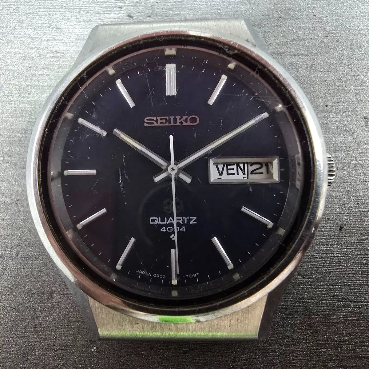 Seiko SQ 4004 Watch Men 36mm Blue Dial Steel Daydate Round 0903-7019 PARTS2