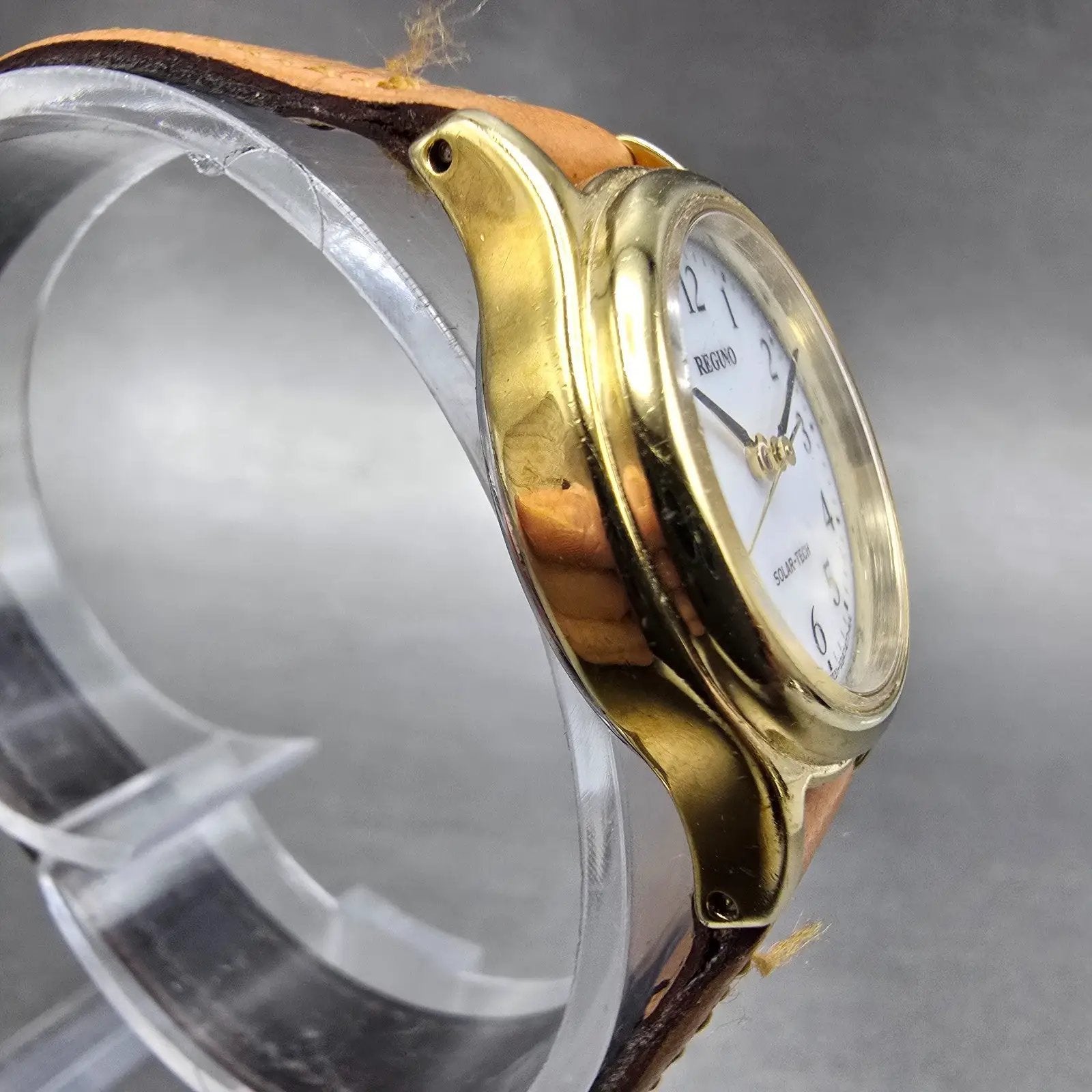 Citizen Reguno Solar Watch Women 24mm White Dial Gold Tone E031-S028256 Runs B3