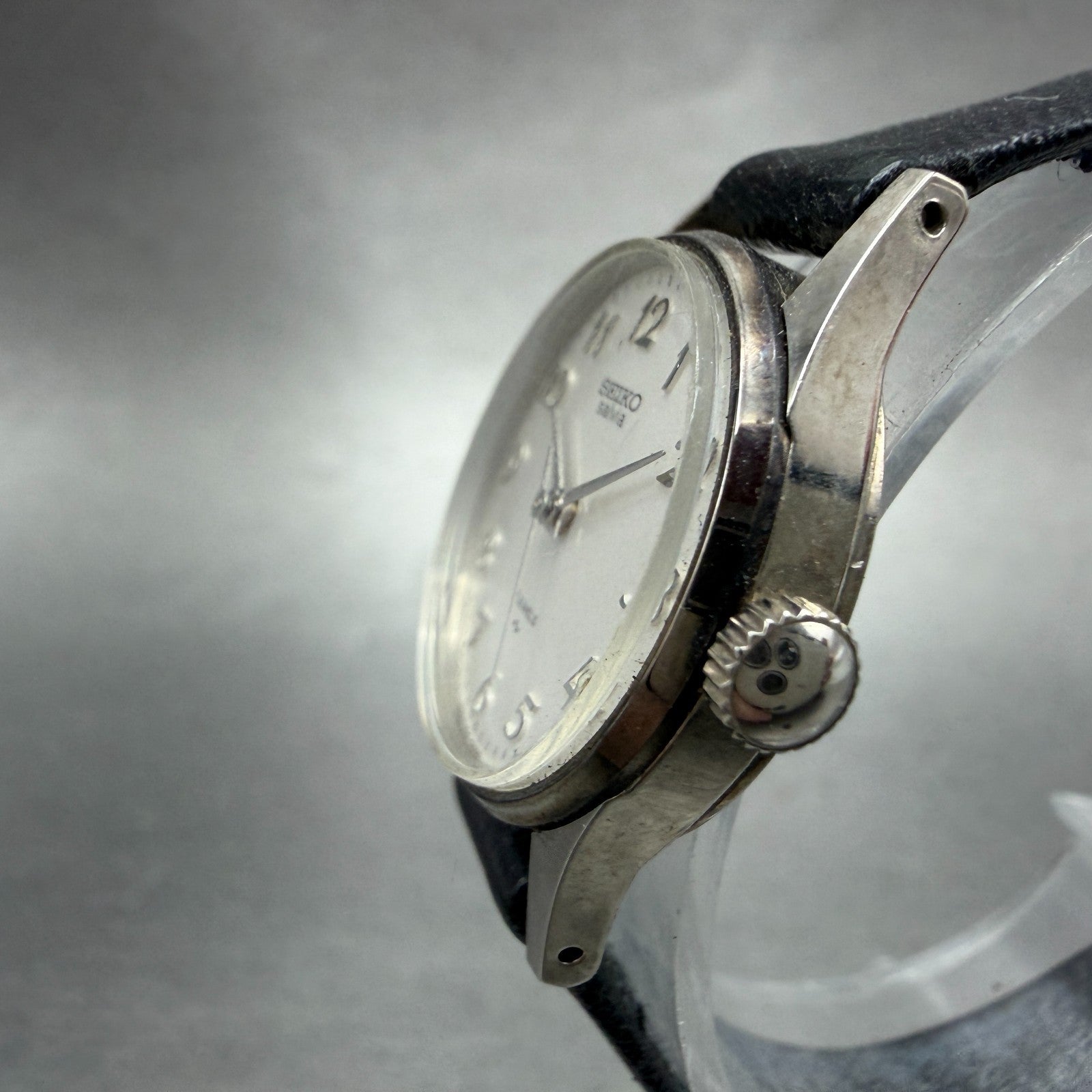 Seiko Watch Women 23mm White Dial Silver Tone Manual Wind 1104-0031 Runs NHJ2