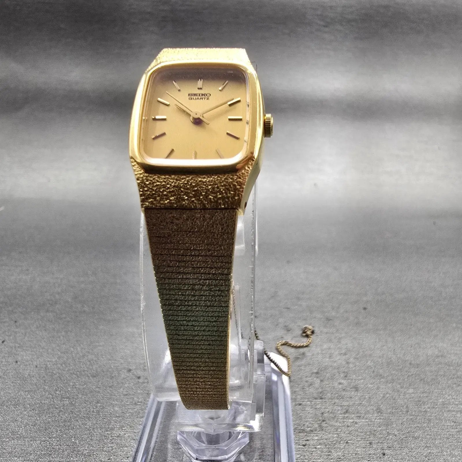 Seiko Watch Women 17mm Gold Dial Gold Tone Rectangle 2P21-5080 New Battery VTG5