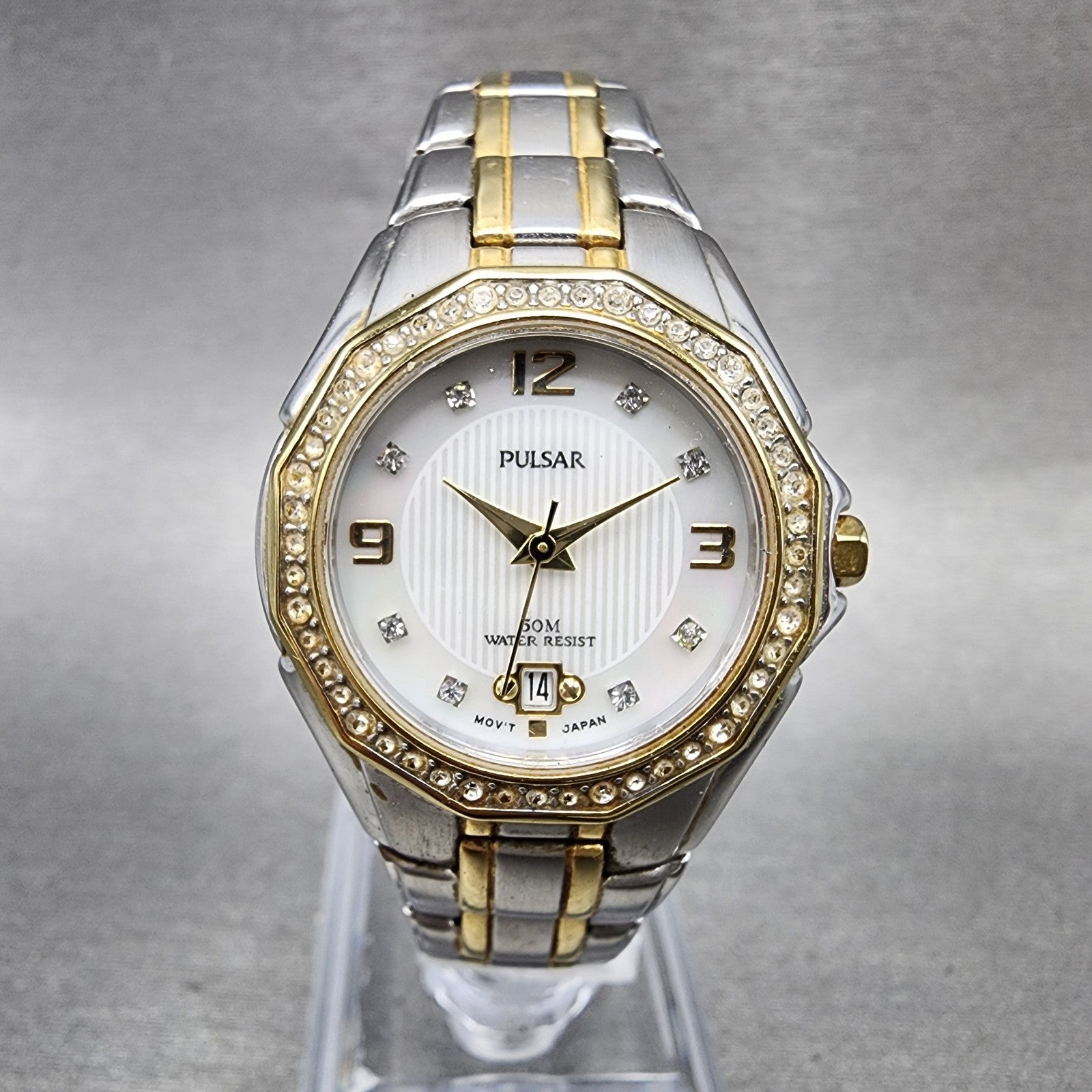 Seiko Pulsar Watch Women 27mm White Dial Two Tone Date VX82X488 New Battery0